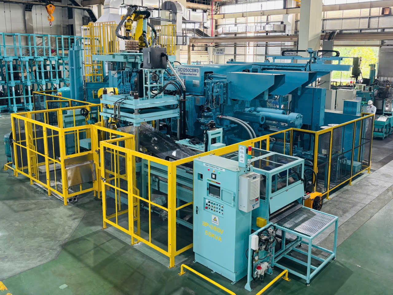 Máy đúc áp lực 1250 tấn